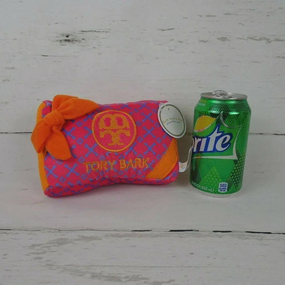 Haute Diggity Dog Tory Bark Gift Box Squeaky Dog Toy Squeaker Pink Novelty NEW